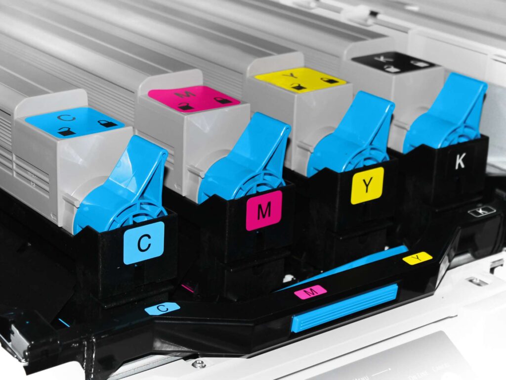 טונברים בצבעים שונים למדפסת